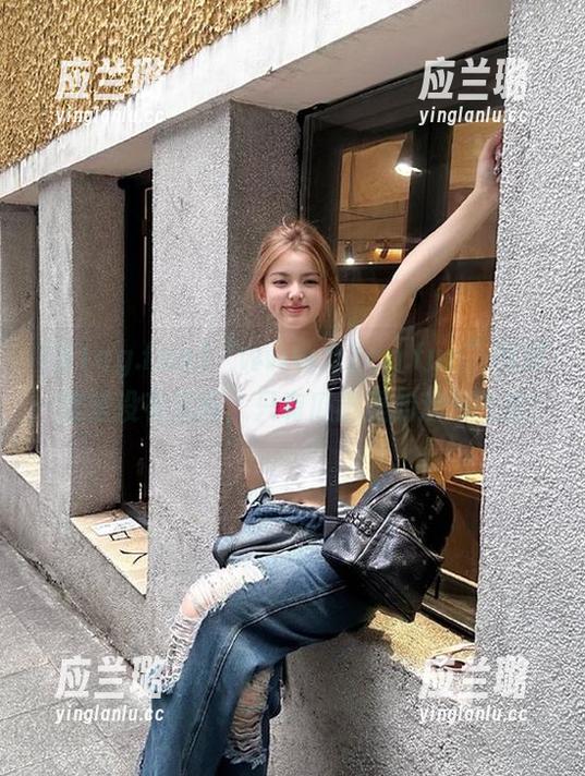 “www.51cg.fun”网站：这里没有沉闷，只有瓜田里的欢乐气氛！