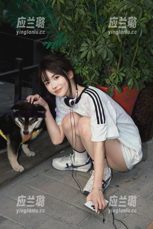 迷失“51吃瓜”入口，在线吃瓜视频让你欲罢不能，手中的瓜一口不能停