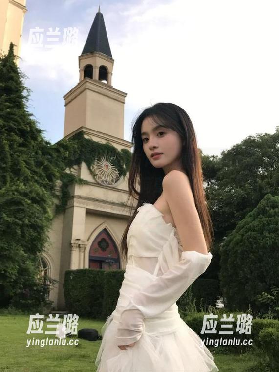 51网红爆料 被“51网红爆料”app圈粉了,瓜吃得太多,简直停不下来,生活太精彩了吧!