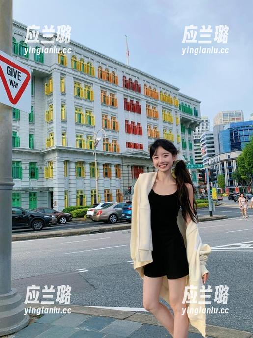 下载“52cg”，打开瓜田，收获快乐不止于吃瓜！