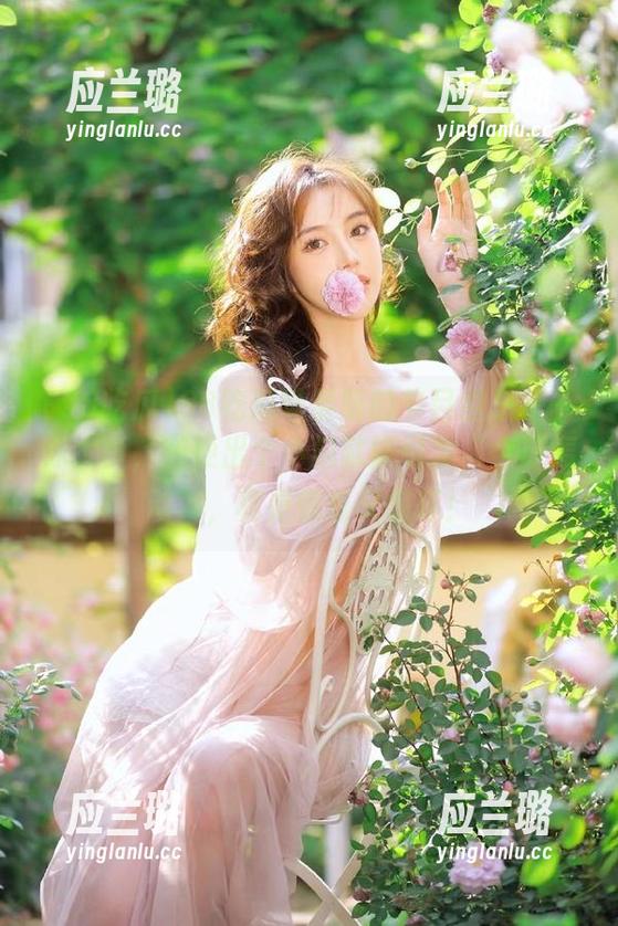 98吃瓜苹果版的节目组总是干点大事，随便出个小瓜就能引发“全球轰动”，真是惊喜又惊吓！