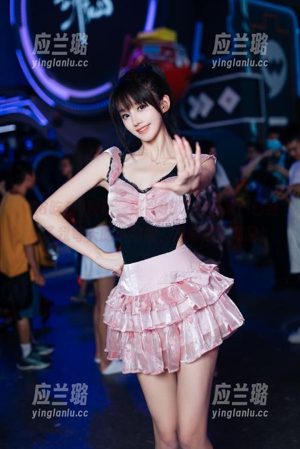 哎呀，逛“98吃瓜官网”已经成了我每天的小习惯，越刷越上瘾啊！