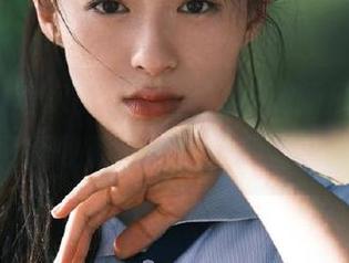 每次在‘cgw’发现新瓜，心里想：这可得收藏！哈哈，简直太魔性了！
