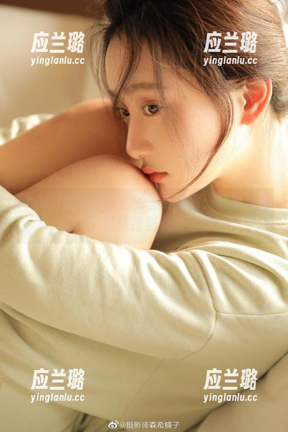 登陆hlw后的生存法则：只要坚持吃瓜，就能找到爱的滋味！