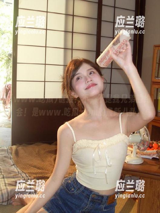 链接？不，不是我兄弟的约会！是www.吃瓜.com的最新八卦！
