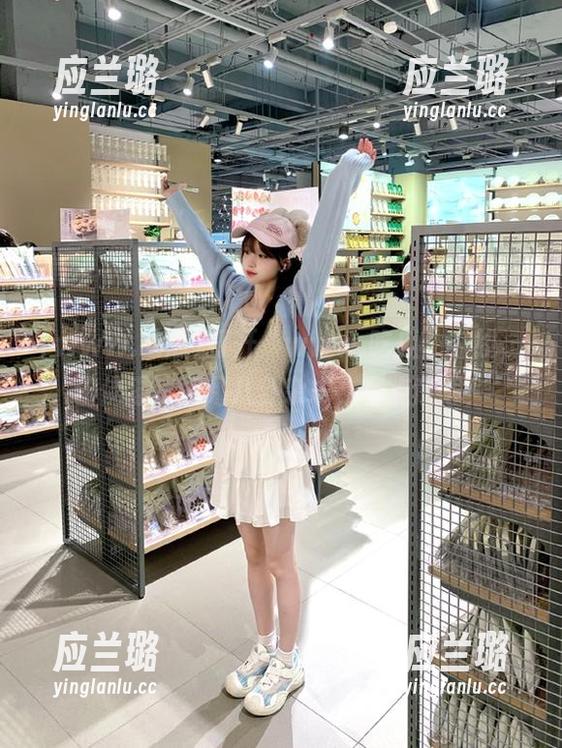 打开“www.吃瓜”在线，仿佛猫咪翻阅八卦杂志，有点意思！