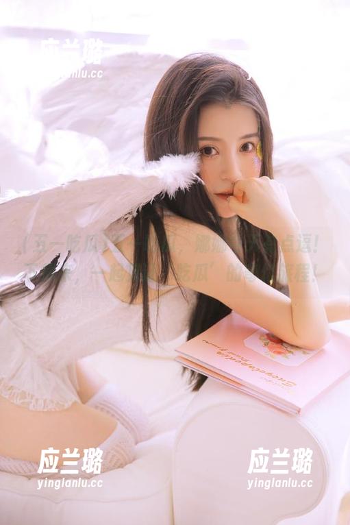五一吃瓜，娜娜今天有点逗！下载来，一起见证‘吃瓜’的奇幻旅程！