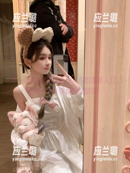发现了五一吃瓜的隐秘入口，娜娜一出场瞬间全场翻滚！