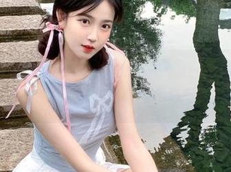在吃瓜天堂的视频里，幽默和惊讶齐飞，真是太疯狂了！