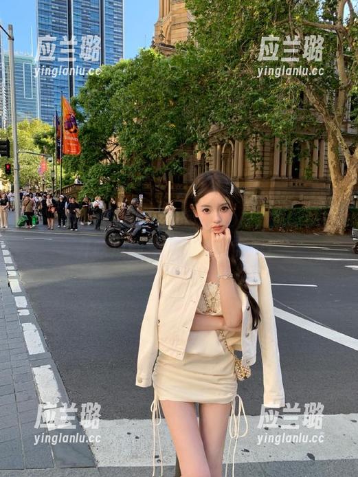 想在朝阳找到最spicy的瓜？打开吃瓜网导航，夺日而归！