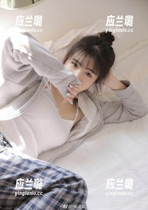 在线等！国产黑料的最新网址揭秘，谁会一秒尬到没朋友？