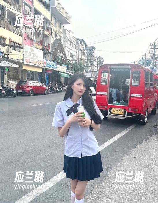 社交媒体放大器，下载我要吃瓜网，尽情追踪校园黑料的真相！