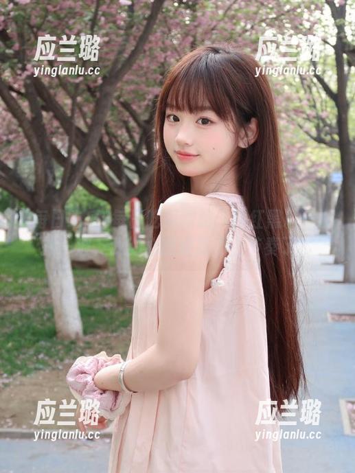 每日吃瓜网站：网红黑料一波接一波，我的心脏快跟不上节奏了！