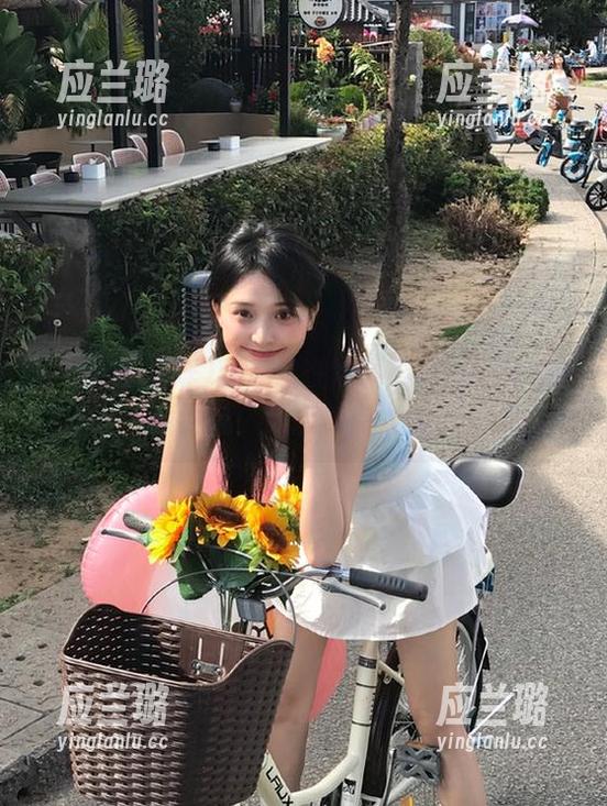 我居然在黑料不打烊51这里找到爱，链接别点太久！