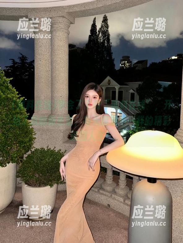 学会了下载“黑料在线”，开始了我的新生活，每天播放不一样的精彩追剧人生！